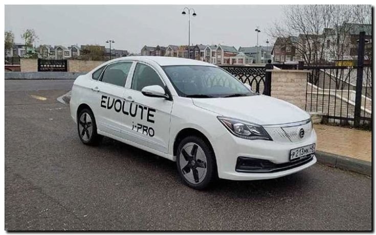 Реклама и продвижение Брендового магазина Автомобилей Evolute -