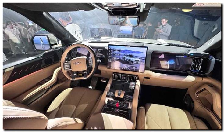 Реклама и продвижение Брендового магазина Автомобилей Fang Cheng Bao -