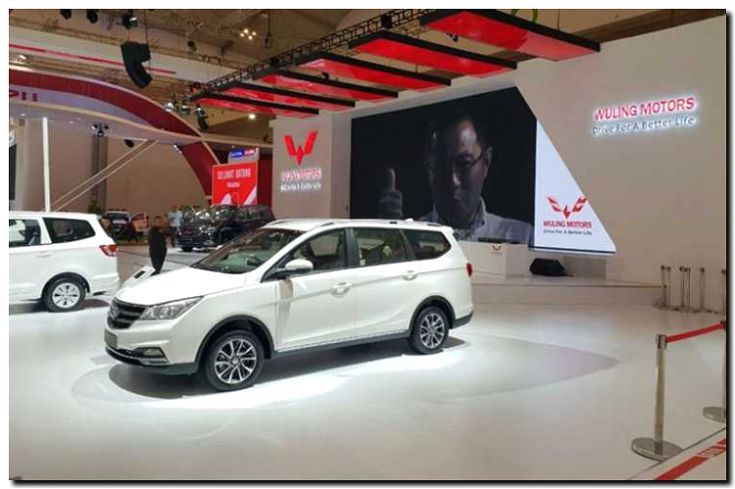 Реклама и продвижение Брендового магазина Автомобилей Wuling -