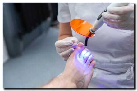 Реклама и продвижение коррекции деформированных ногтей