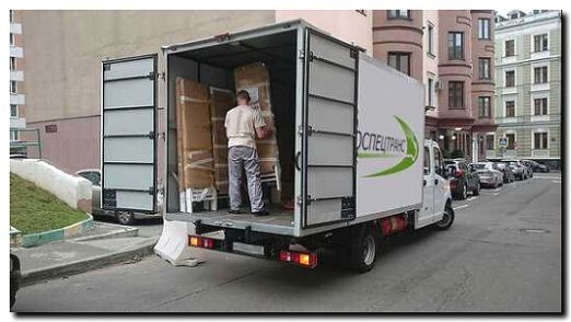 Реклама и продвижение погрузки мебели в грузовик