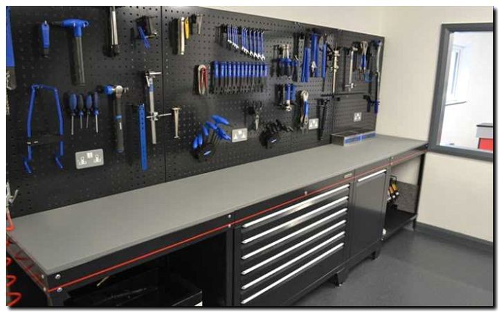 Реклама и продвижение продажи оборудования для гаража (верстаки