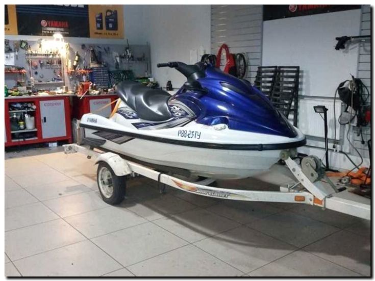 Реклама и продвижение продажи подержанных гидроциклов