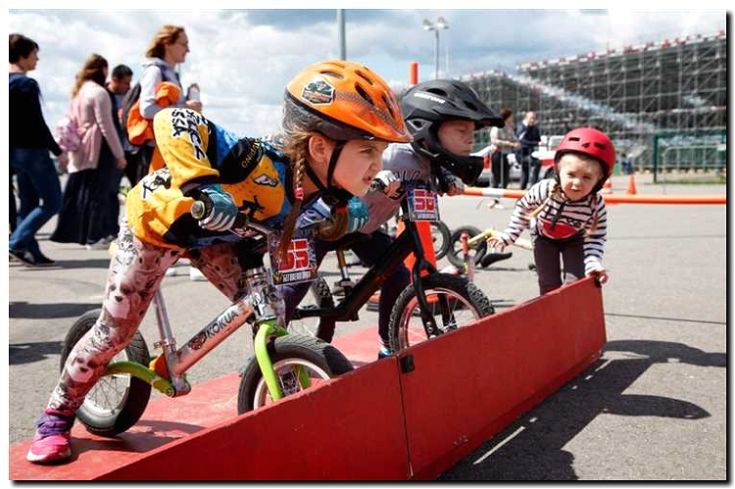 Реклама и продвижение производства и продажи гоночных беговелов