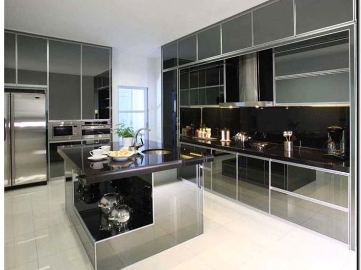 Реклама и продвижение производства кухонь из металла и стекла